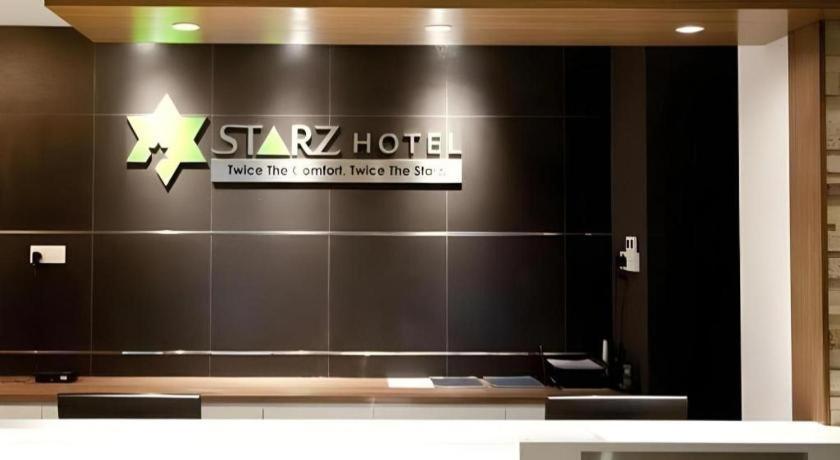 Starz Hotel Kluang Extérieur photo